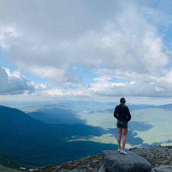 Meet your Posher, Josee - Picture 1 of 1